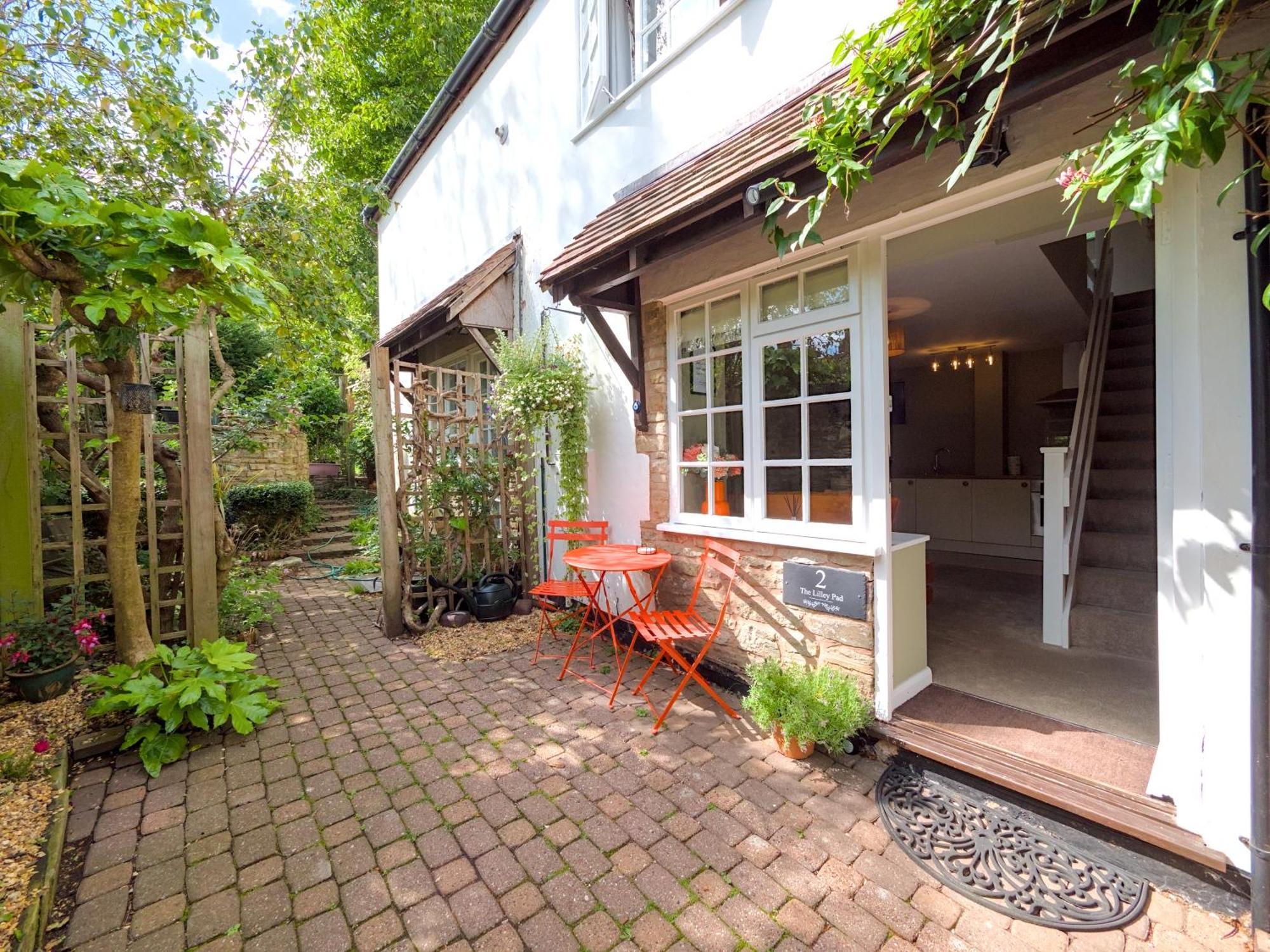 The Lilley Pad In Ludlow Cosy, Central, Perfect For Couples, Netflix & Parking Permit 외부 사진